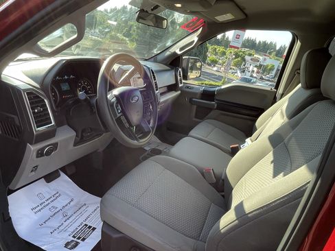 Used 2016 Ford F150 XLT AWD/4WD image 9