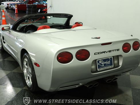 Used 2001 Chevrolet Corvette Grand Sport w/ Preferred Equipment Group2 RWD image 8