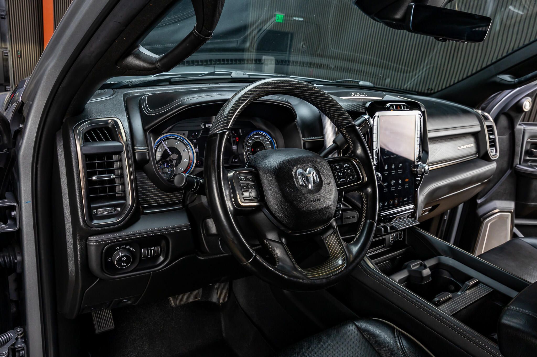 Used 2021 RAM 3500 Limited AWD/4WD image 15