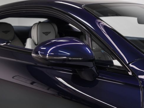 Used 2024 Bentley Continental GT image 14