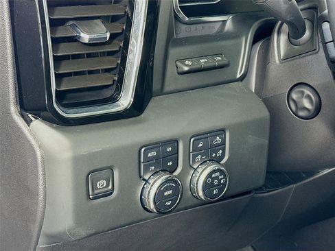 Used 2024 GMC Sierra 1500 Denali w/ Denali Reserve Package image 5