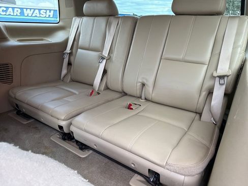 Used 2011 GMC Yukon SLT image 31