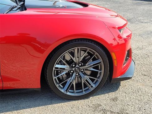 Certified 2022 Chevrolet Camaro ZL1 image 7