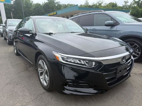 Used 2020 Honda Accord EX image 3
