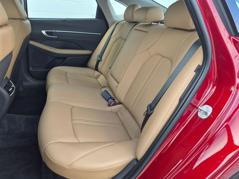 Used 2025 Hyundai Sonata Limited FWD image 21