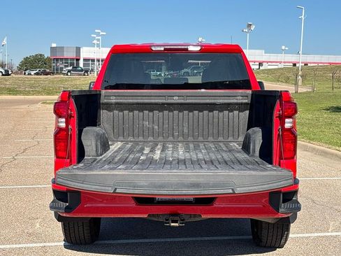 Used 2023 Chevrolet Silverado 1500 Custom image 7