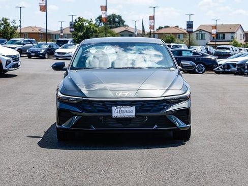 New 2026 Hyundai Elantra Sport FWD image 7