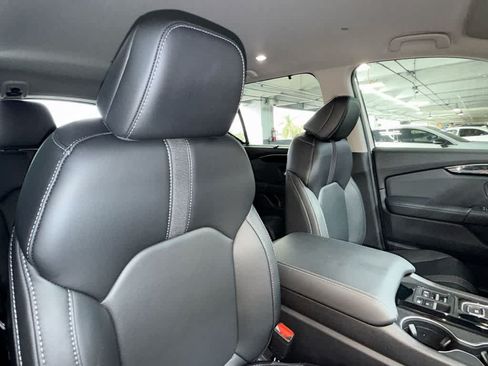 Used 2025 Honda Pilot EX-L image 27