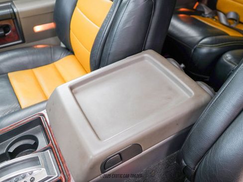 Used 2003 HUMMER H2 w/ Preferred Equipment Group image 39