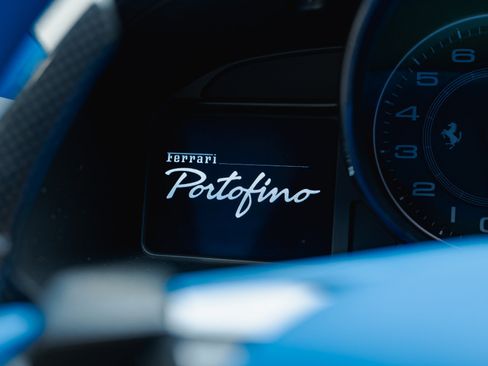 Used 2019 Ferrari Portofino RWD image 66