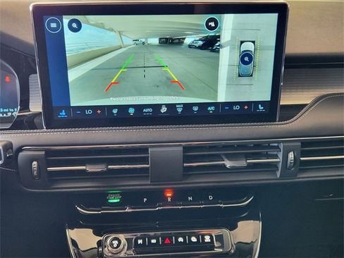 New 2026 Lincoln Corsair Premiere image 17