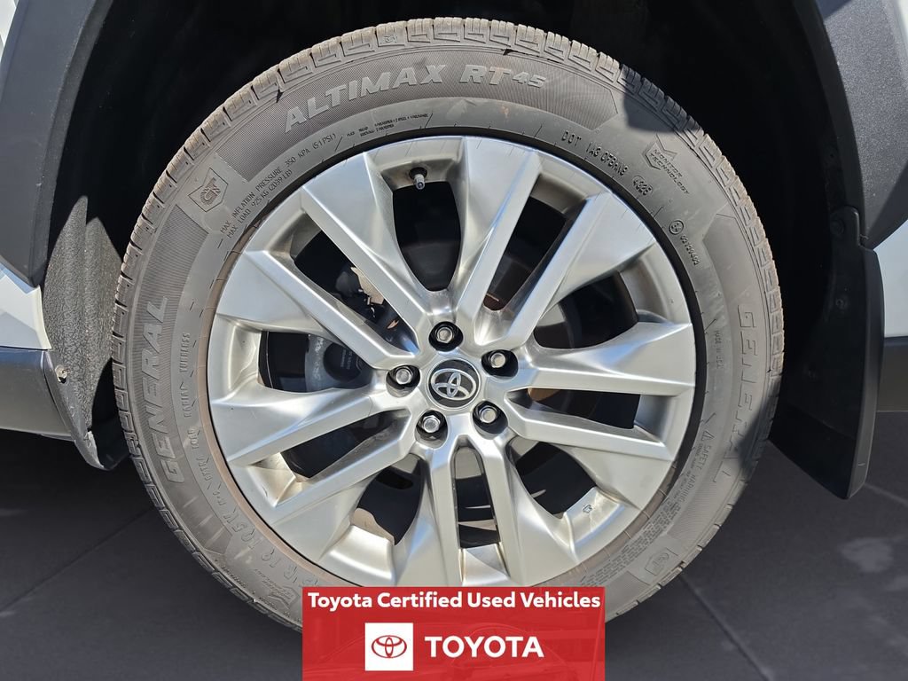 Certified 2023 Toyota RAV4 XLE Premium AWD/4WD image 16