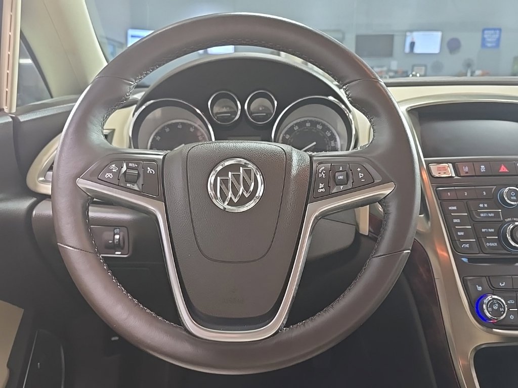 Used 2014 Buick Verano Leather FWD image 20