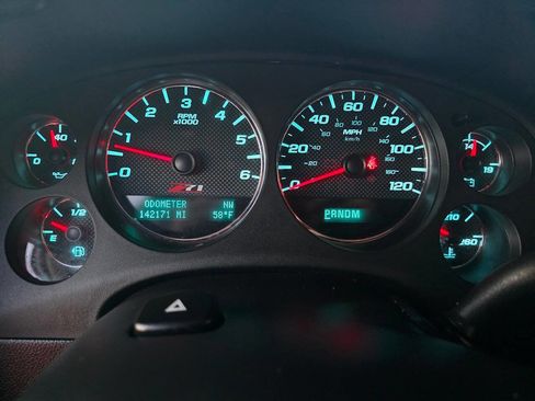 Used 2013 Chevrolet Tahoe LT w/ Suspension Package, Off-Road image 47