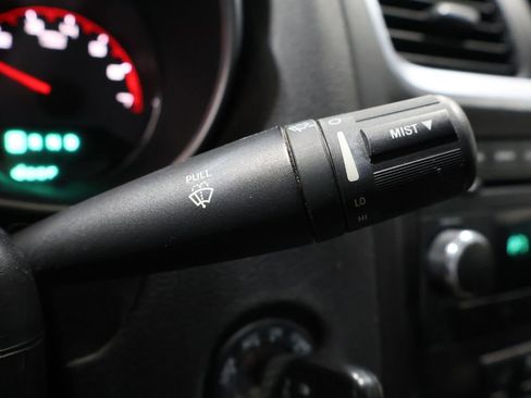 Used 2014 Dodge Avenger SE image 33