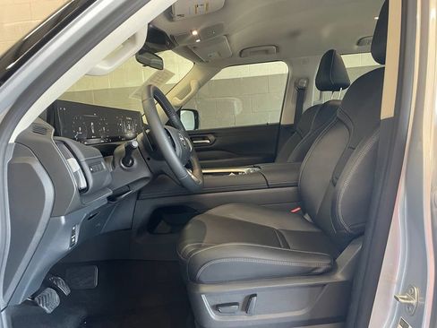 Certified 2026 Nissan Armada SV RWD image 10