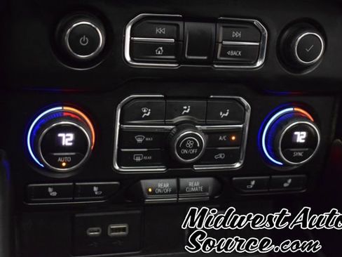 Used 2022 Chevrolet Tahoe Z71 w/ Z71 Off-Road Package image 21