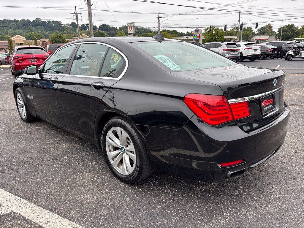 Used 2012 BMW 740i RWD image 5
