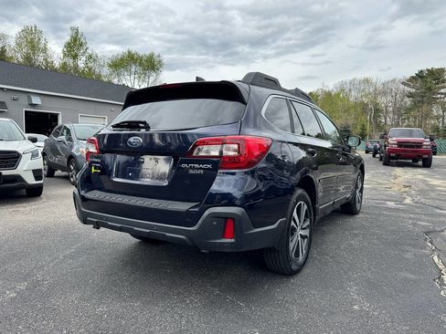 Used 2018 Subaru Outback 3.6R Limited AWD/4WD image 9