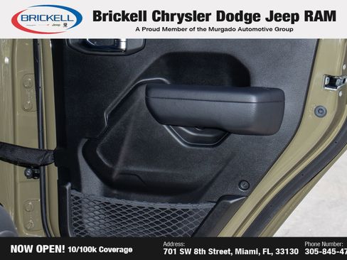 Used 2025 Jeep Wrangler Willys image 12