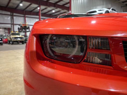 Used 2010 Chevrolet Camaro SS w/ Interior Accent Trim Package image 36