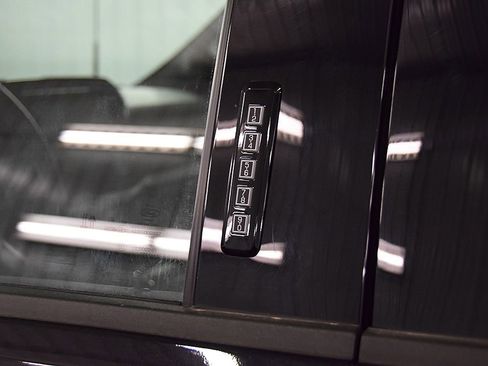 Used 2023 Ford F150 XLT w/ Equipment Group 302A High image 16