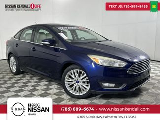 Used 2017 Ford Focus Titanium image 1