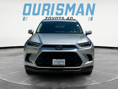 Certified 2025 Toyota Grand Highlander AWD image 2