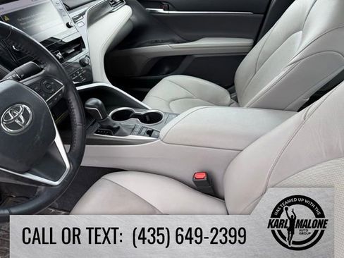 Used 2021 Toyota Camry XLE AWD/4WD image 23