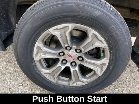 Used 2024 GMC Sierra 1500 SLT image 15