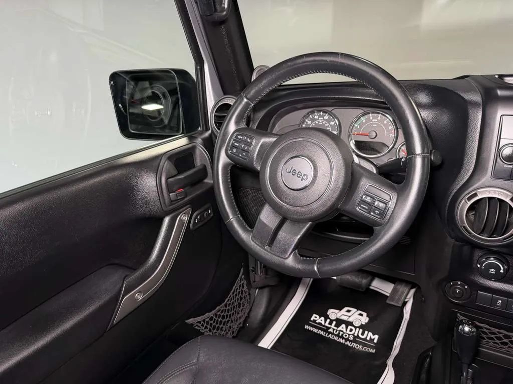 Used 2013 Jeep Wrangler Unlimited Sport AWD/4WD image 22
