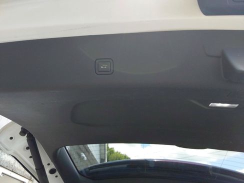 Used 2021 Chevrolet Traverse Premier w/ LPO, Floor Liner Package AWD/4WD image 35