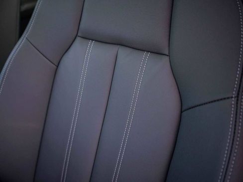 Used 2025 Audi A6 e-tron Premium Plus w/ Premium Plus image 10