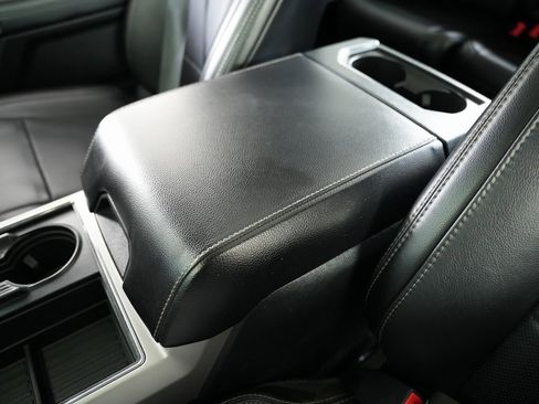 Used 2019 Ford F350 Lariat w/ Lariat Ultimate Package image 35