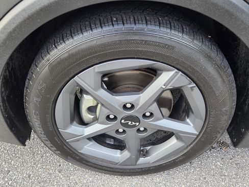Used 2025 Kia K4 FWD image 11