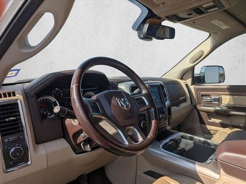 Used 2018 RAM 2500 Laramie AWD/4WD image 9