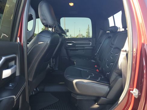 Used 2022 RAM 2500 Big Horn w/ Level C Equiment Group AWD/4WD image 12