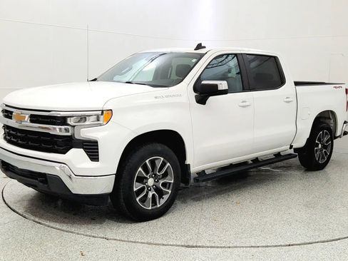 Used 2022 Chevrolet Silverado 1500 LT image 4