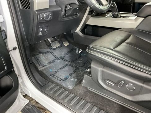 Used 2018 Ford F150 Lariat AWD/4WD image 14