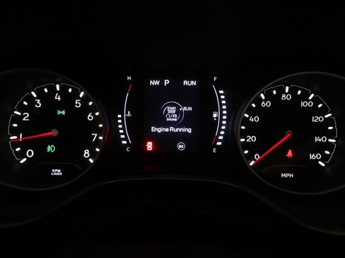 Used 2021 Jeep Compass Latitude FWD image 17