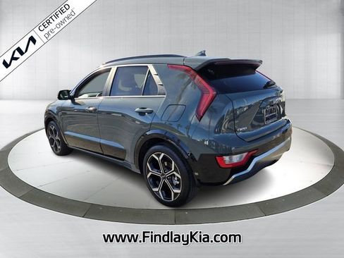 Certified 2025 Kia Niro EX Touring image 9