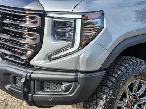 Certified 2026 GMC Sierra 1500 AT4X image 28