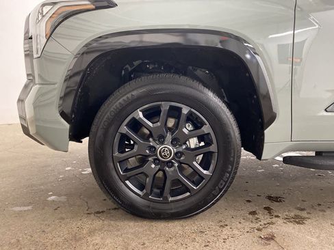 Used 2024 Toyota Tundra Platinum image 11