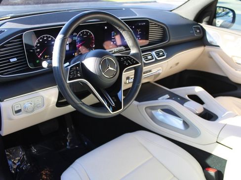 Certified 2024 Mercedes-Benz GLE 450 4MATIC image 4