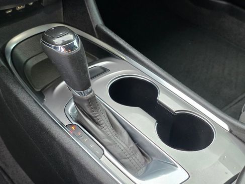 Used 2020 Chevrolet Malibu LT image 25