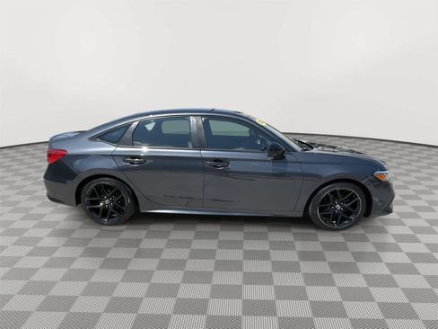 Used 2022 Honda Civic Sport image 13