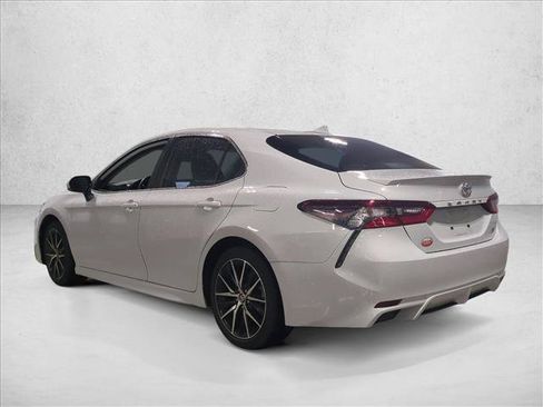 Used 2023 Toyota Camry SE w/ Convenience Package FWD image 7