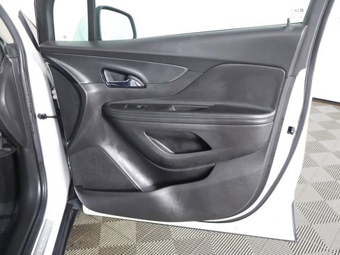 Used 2018 Buick Encore Preferred image 20