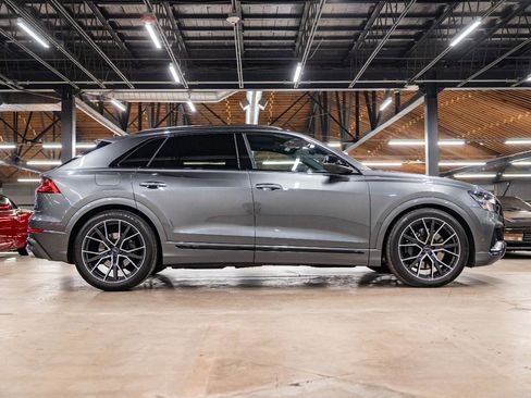 Used 2021 Audi SQ8 Prestige w/ Prestige Package AWD/4WD image 27