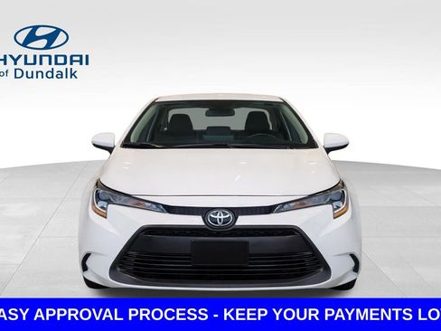Used 2025 Toyota Corolla LE w/ LE Premium Package FWD image 7